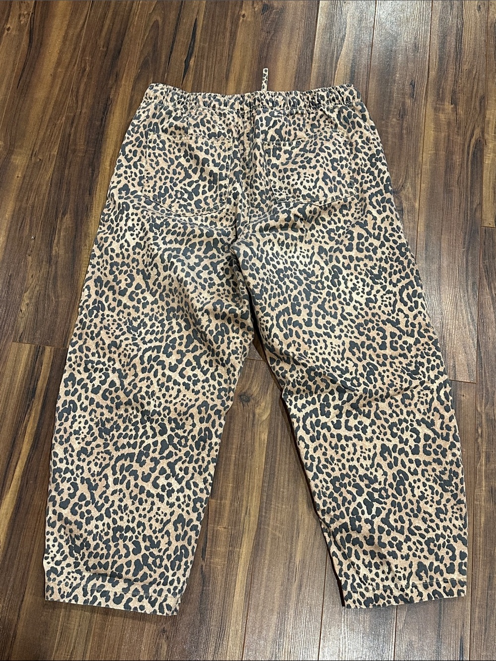 Leopard Print Drawstring Barrel Pants - - Picture 3 of 3